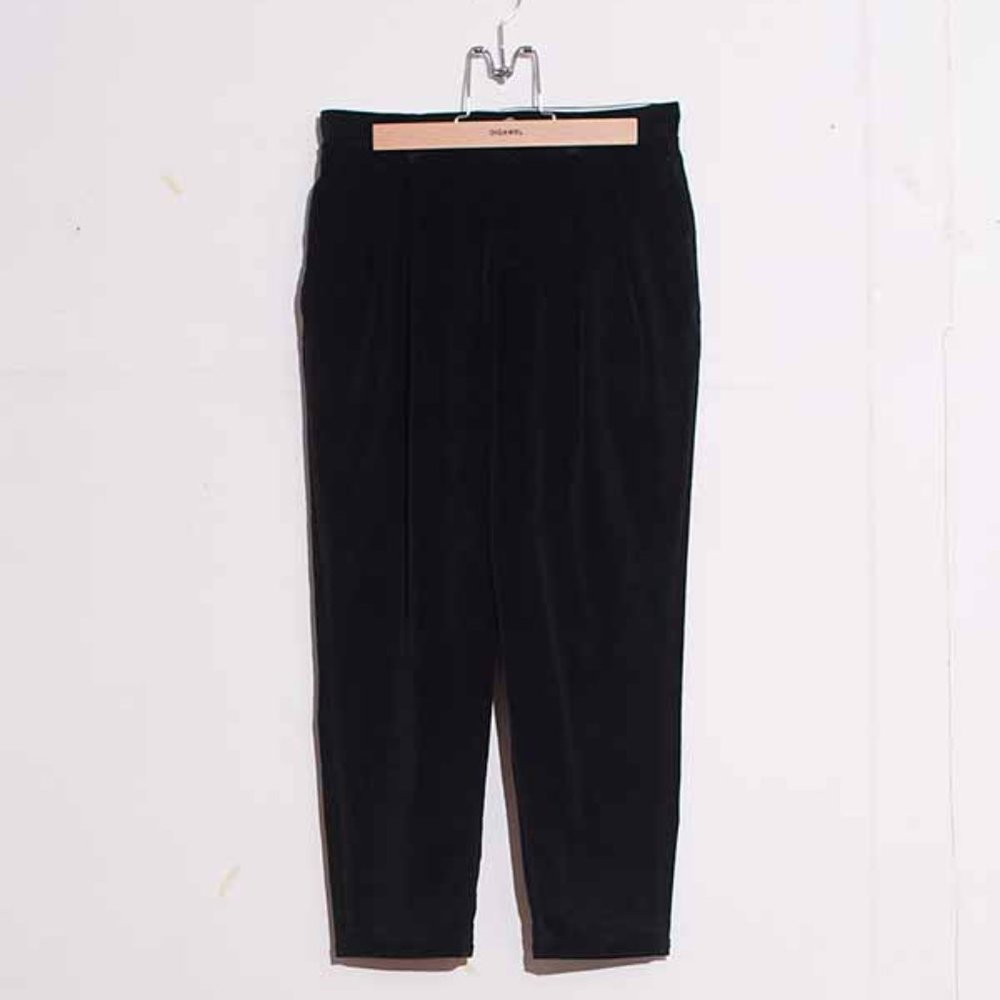 [Vintage][Like New] DIGAWEL Black Corduroy Trousers - Japan size 3/US L (34-36)